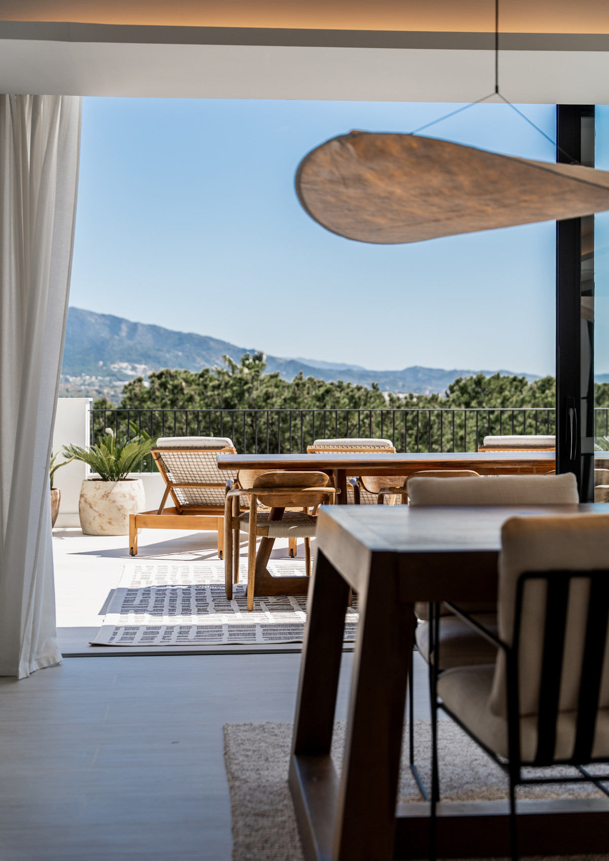 Nueva Andalucia Marbella villa 6 Bedrooms