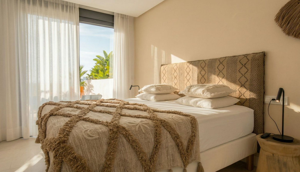 Cabopino Marbella penthouse 3 Bedrooms