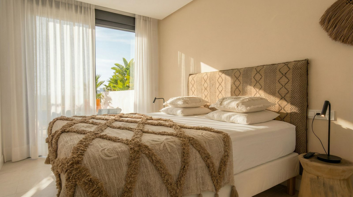 Cabopino Marbella penthouse 3 Bedrooms