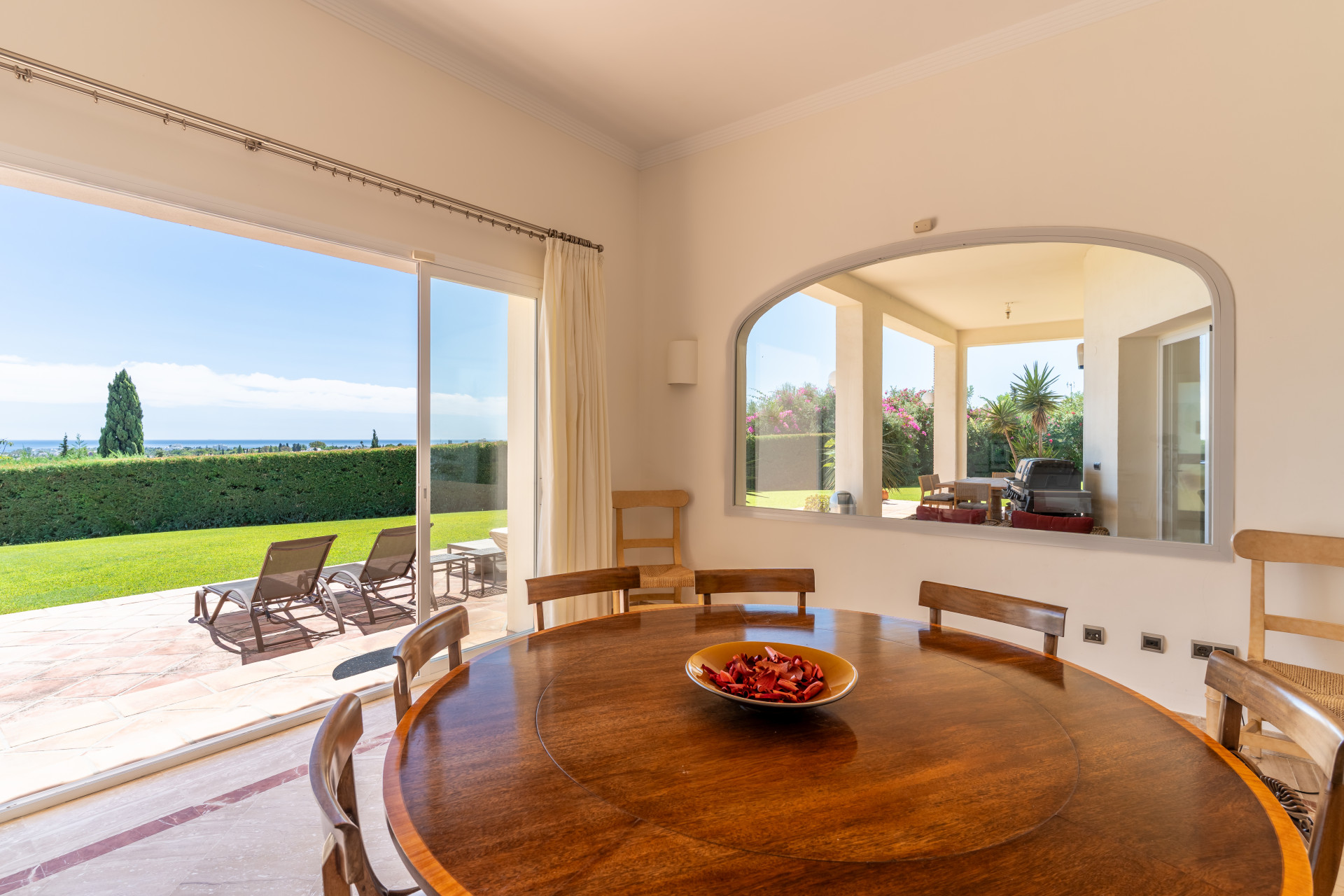 Los Almendros Benahavis villa 5 Bedrooms