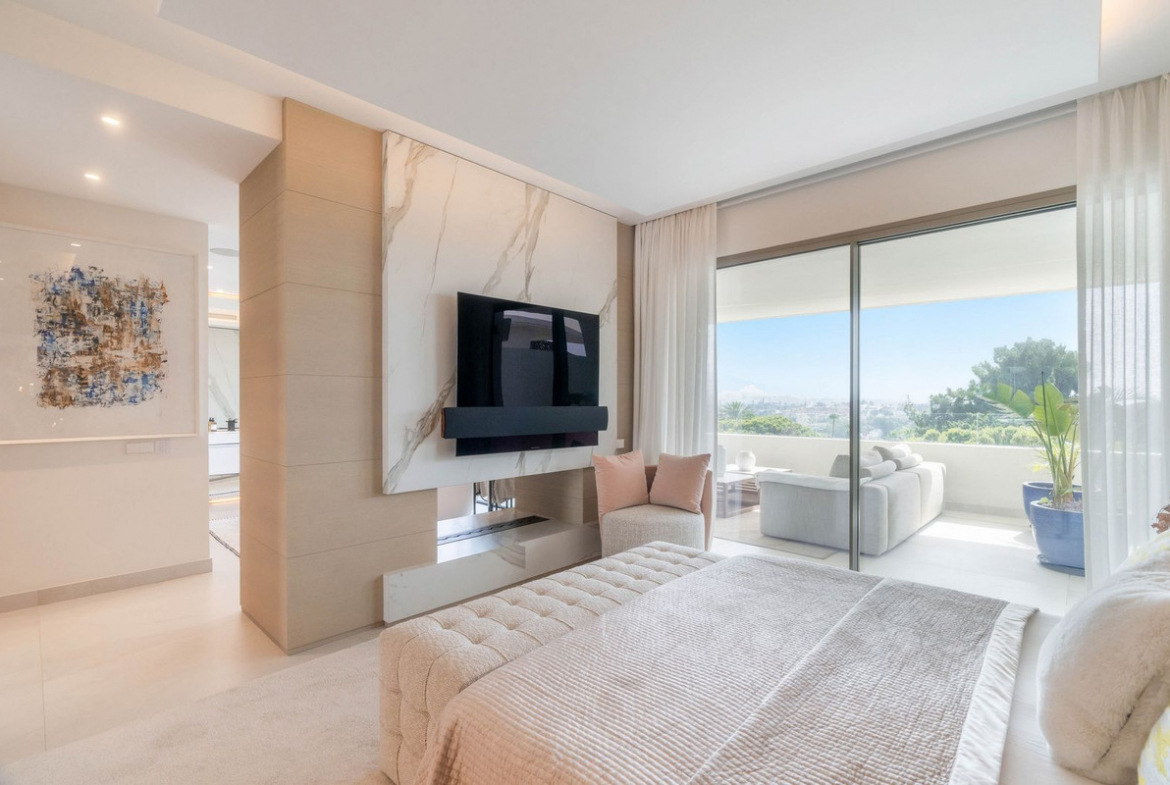 Nueva Andalucia Marbella villa 3 Bedrooms
