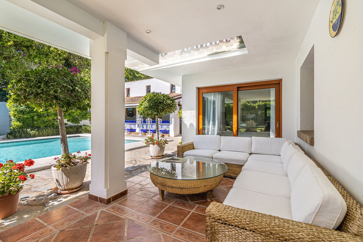 Cancelada Estepona villa 5 Bedrooms