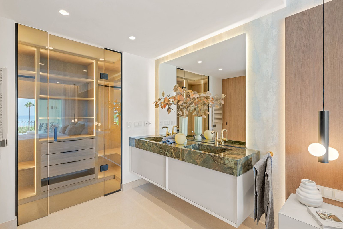 New Golden Mile Estepona apartment 3 Bedrooms