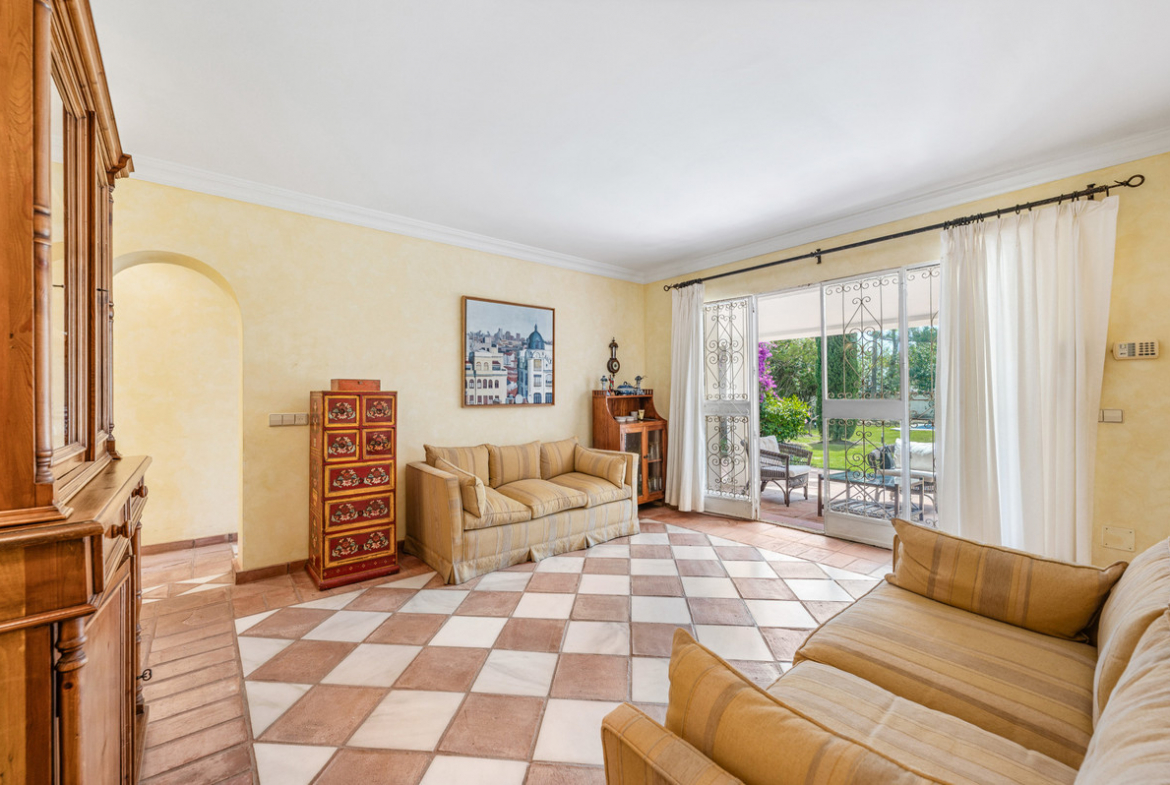 San Pedro Alcantara villa 5 Bedrooms