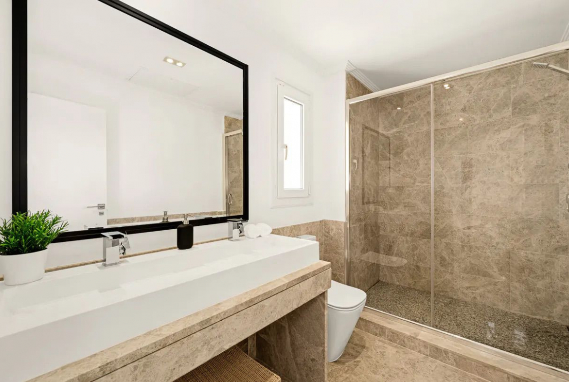 Marbella villa 4 Bedrooms