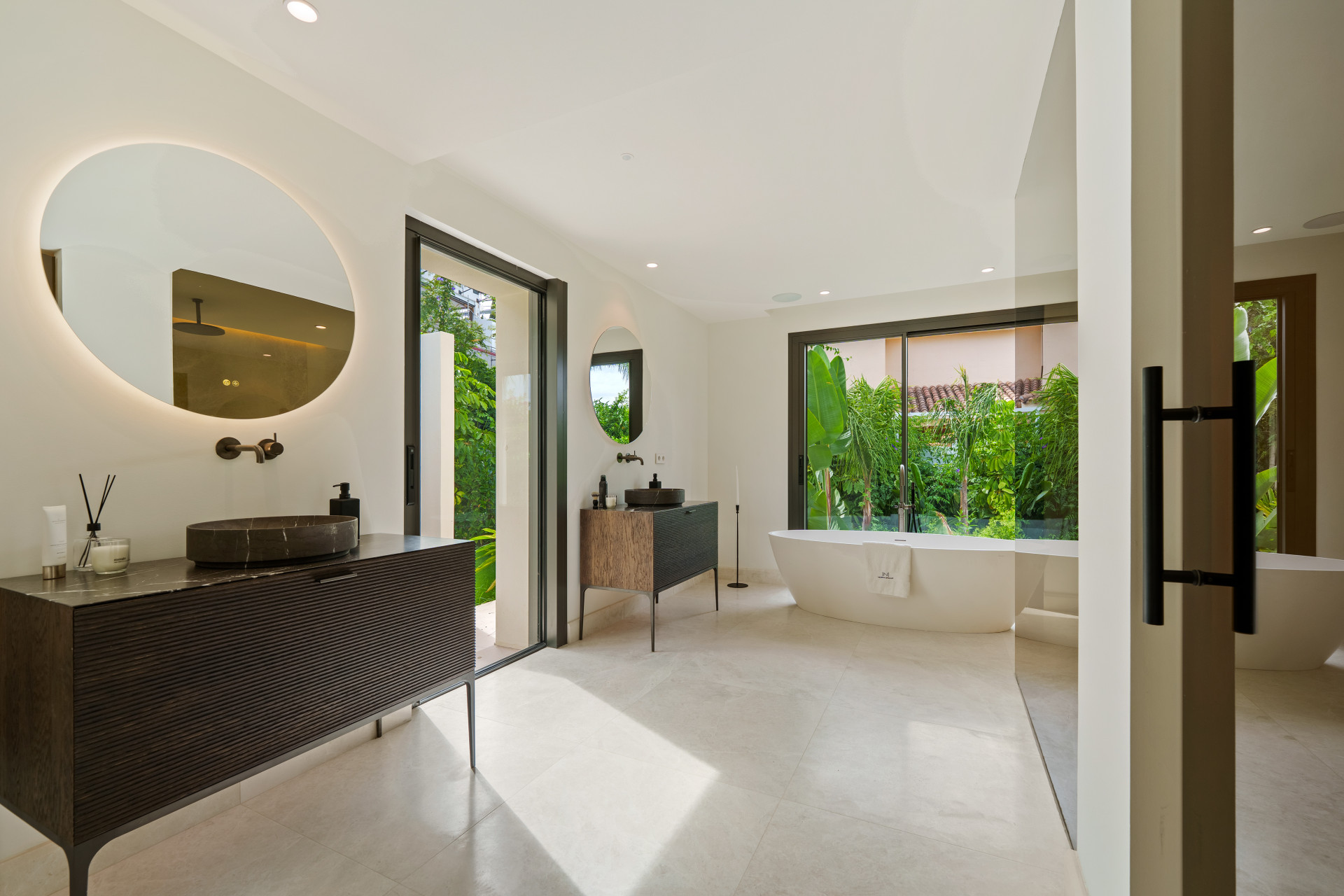 Nueva Andalucia Marbella villa 5 Bedrooms