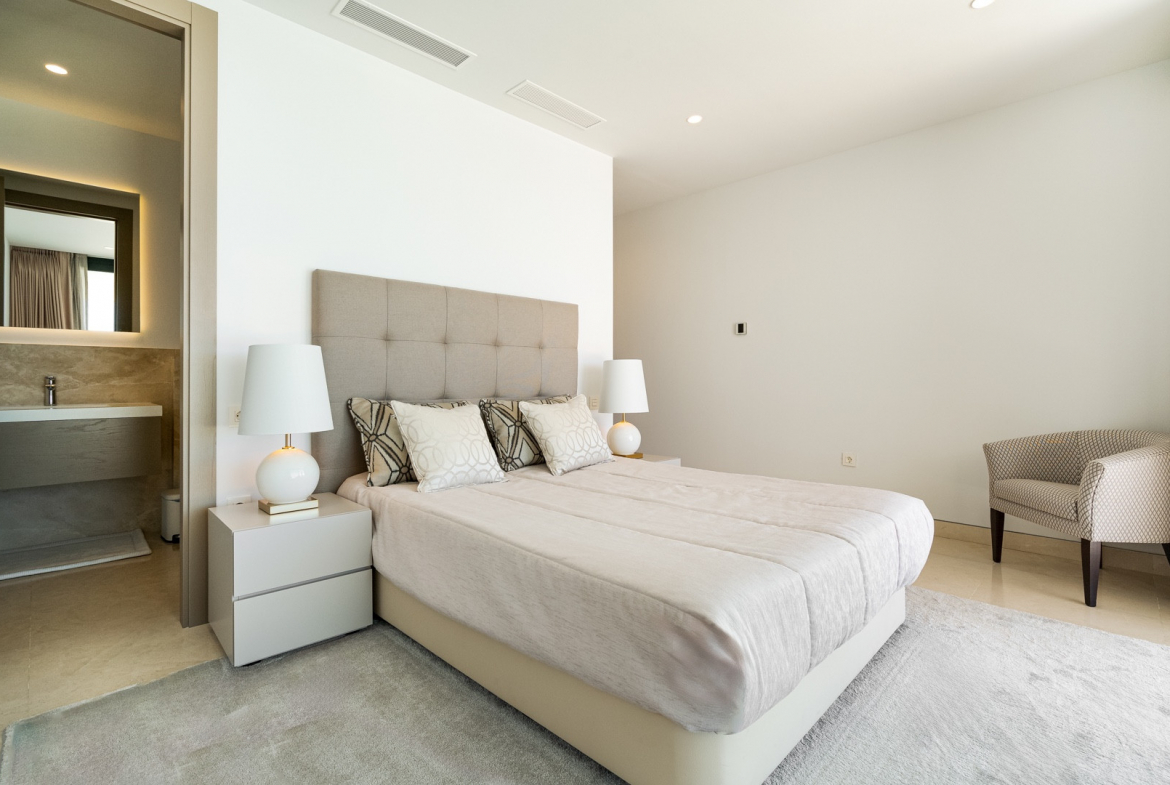 La Alqueria Benahavis villa 5 Bedrooms
