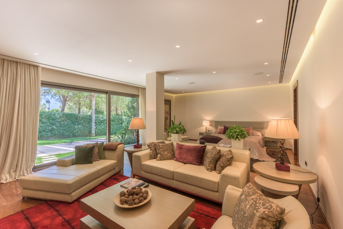 luxo-estate-13 Luxury Mansion for Sale in Sierra Blanca Marbella