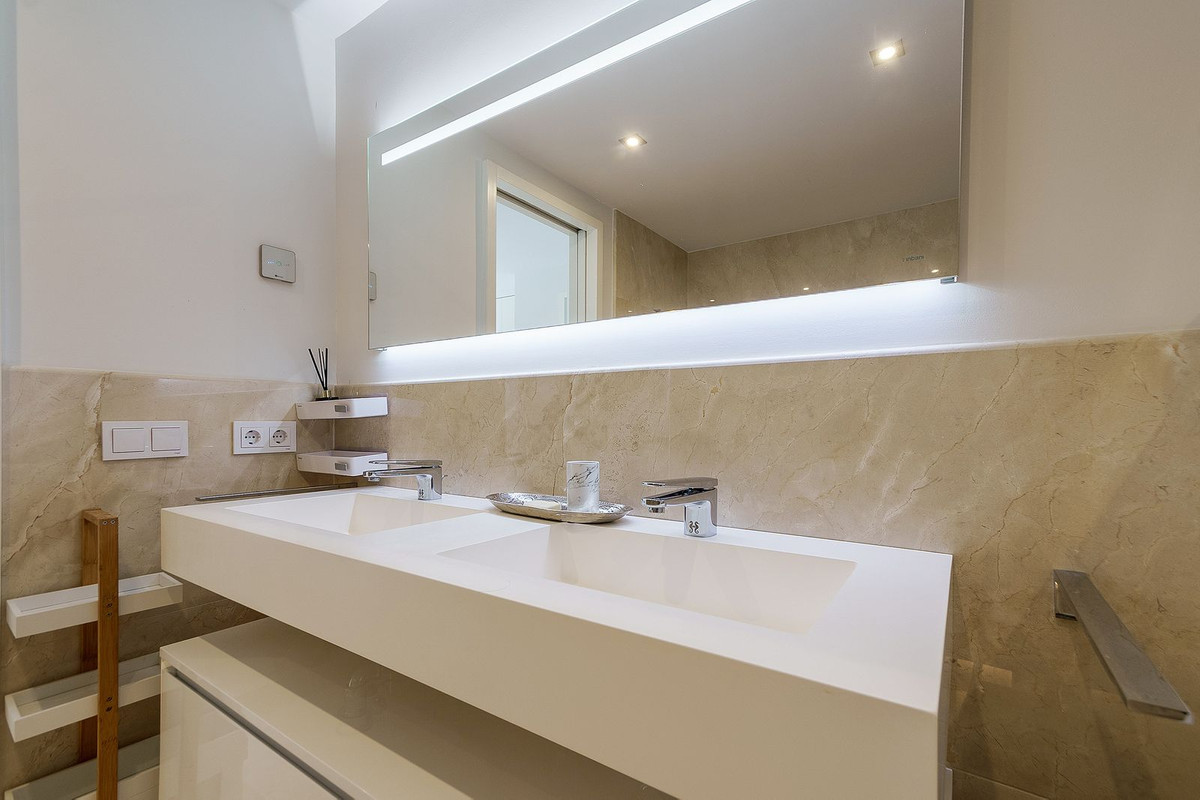 luxo-estate-13 Estepona apartment 4 Bedrooms