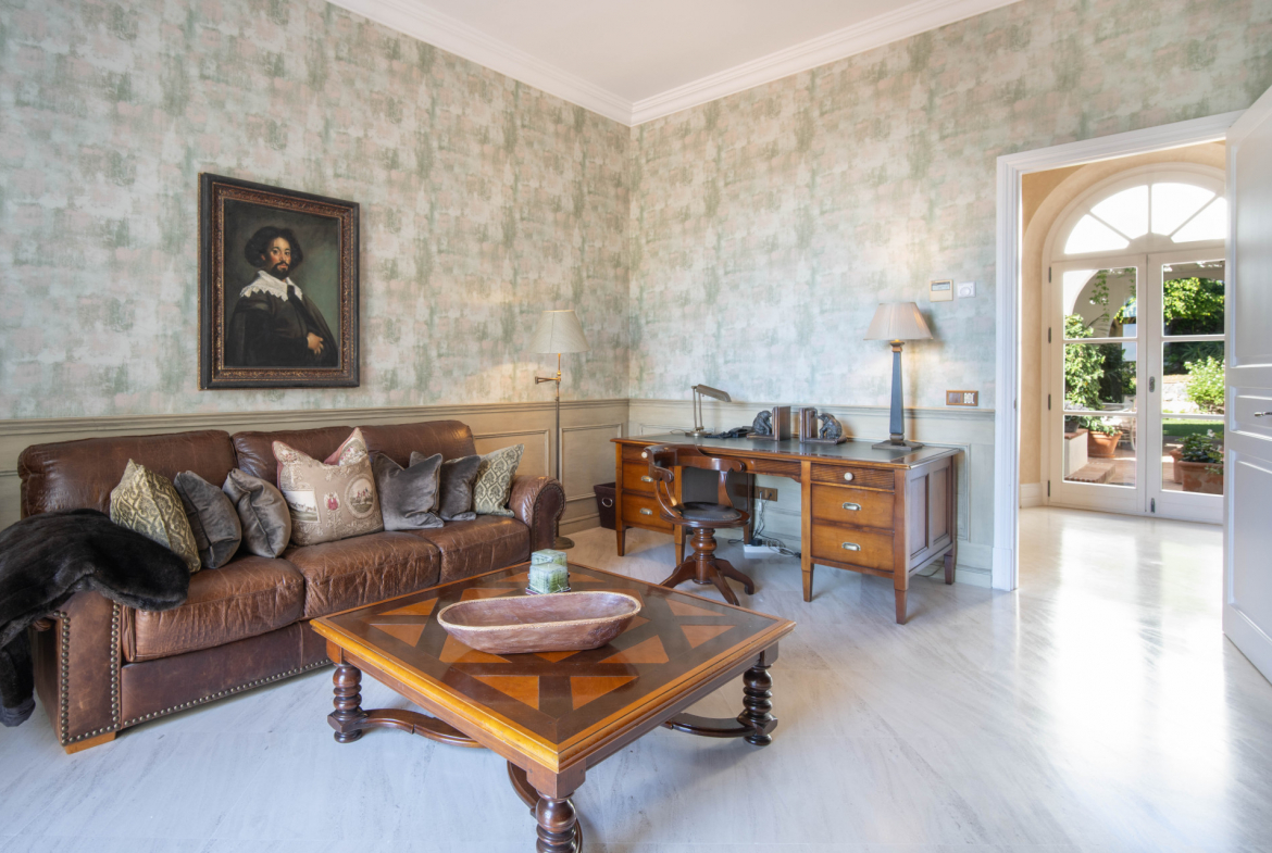 Marbella Golden Mile Marbella villa 5 Bedrooms
