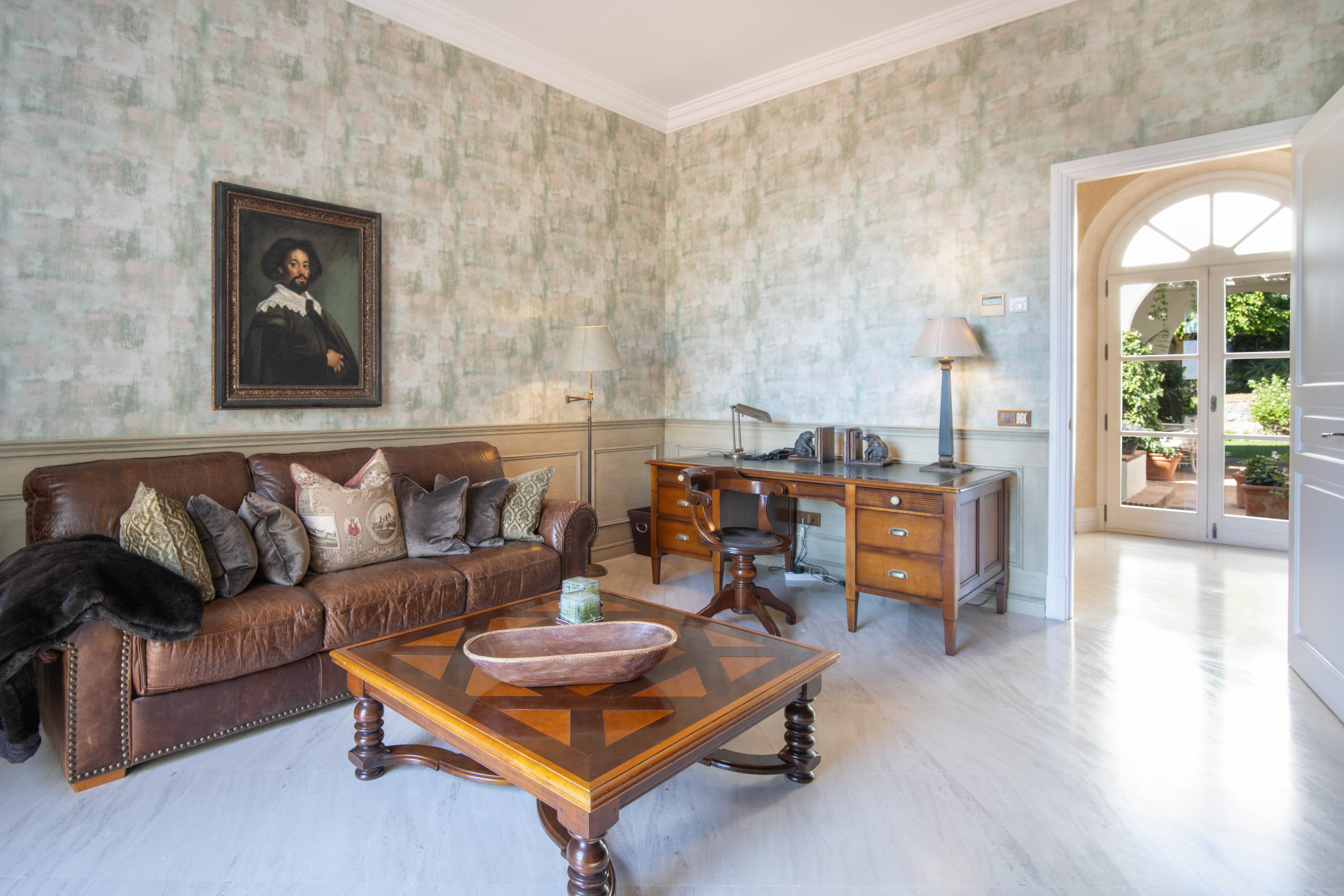 Marbella Golden Mile Marbella villa 5 Bedrooms
