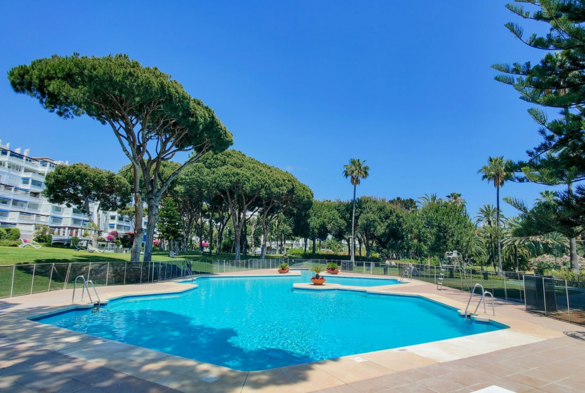 Nueva Andalucia Marbella apartment 3 Bedrooms