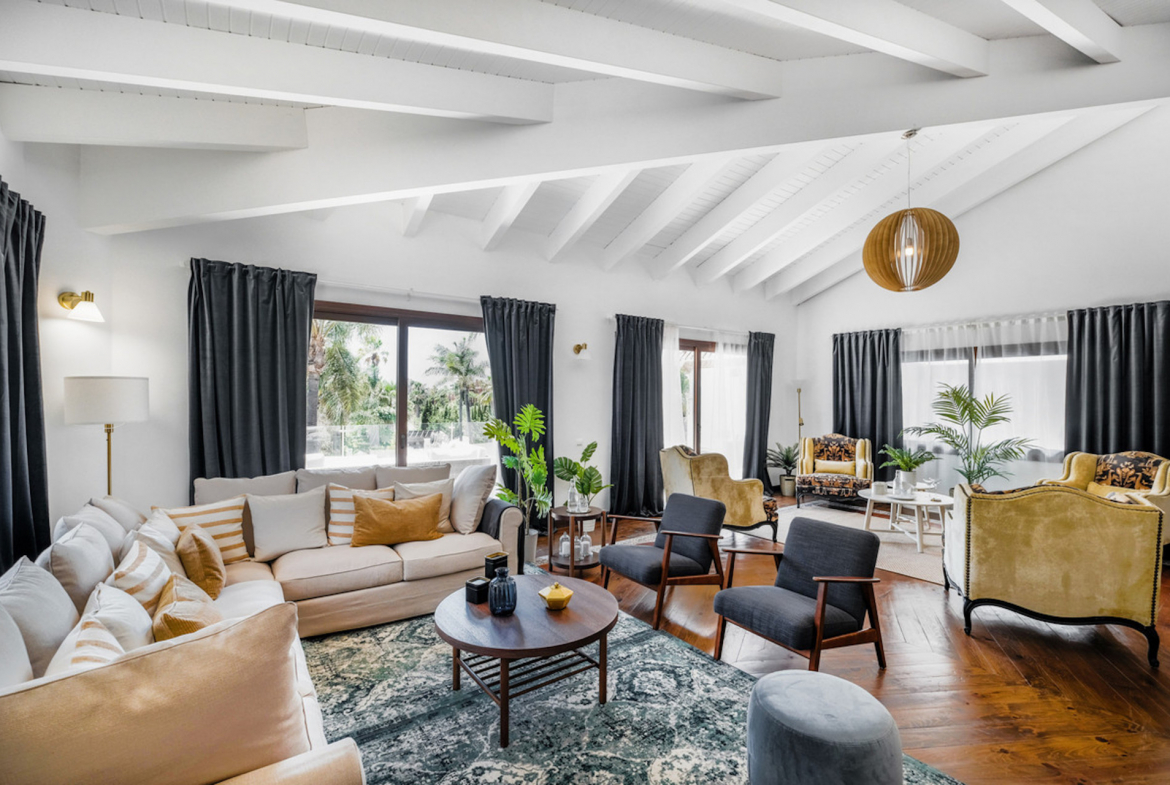 Nueva Andalucia Marbella villa 10 Bedrooms