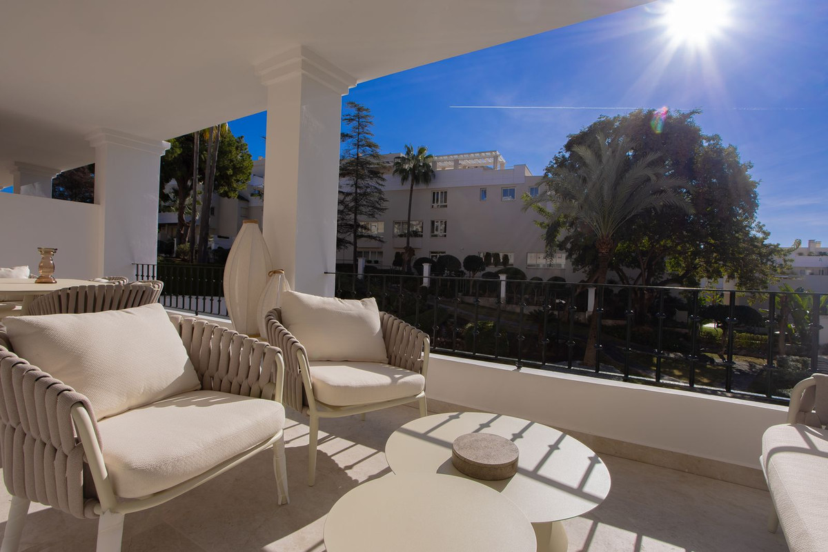 Nueva Andalucia Marbella penthouse 4 Bedrooms