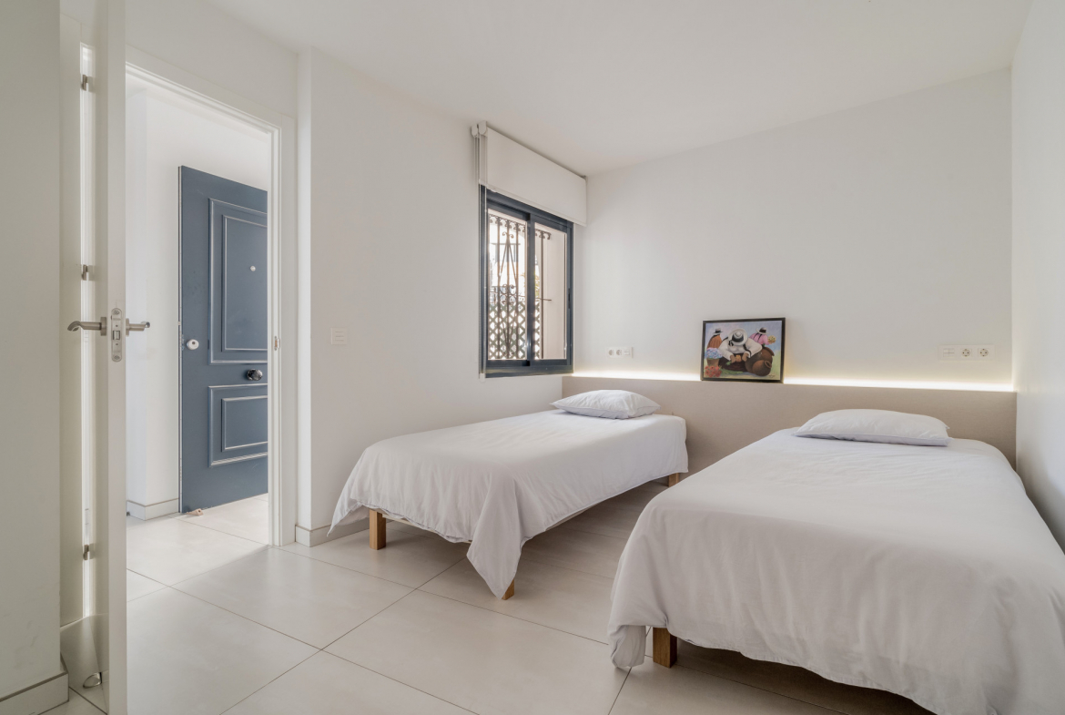 Cabopino Marbella penthouse 2 Bedrooms