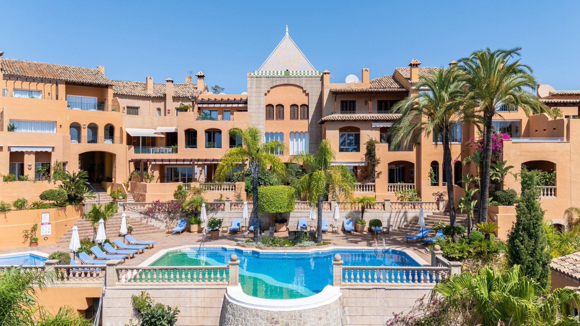 CP6815 Nueva Andalucia Marbella penthouse 3 Bedrooms
