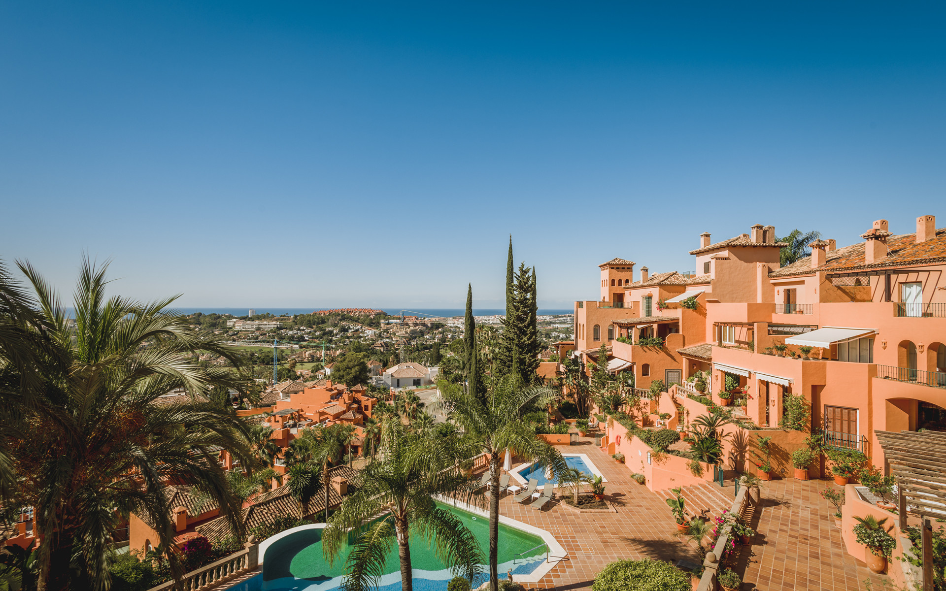 Nueva Andalucia Marbella penthouse 3 Bedrooms