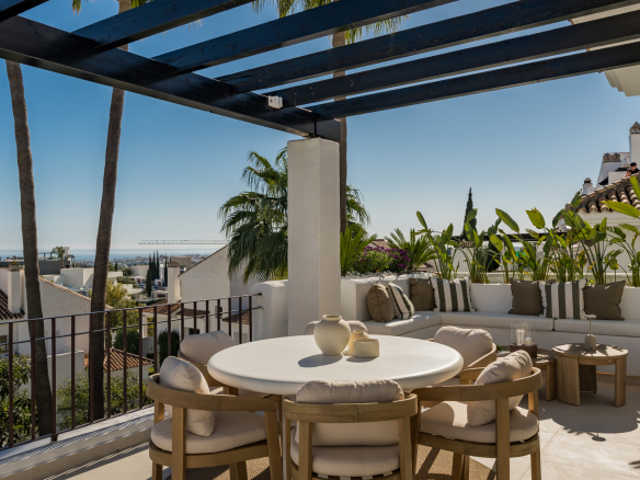 Nueva Andalucia Marbella penthouse 3 Bedrooms