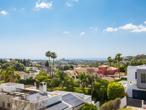 Nueva Andalucia Marbella penthouse 2 Bedrooms