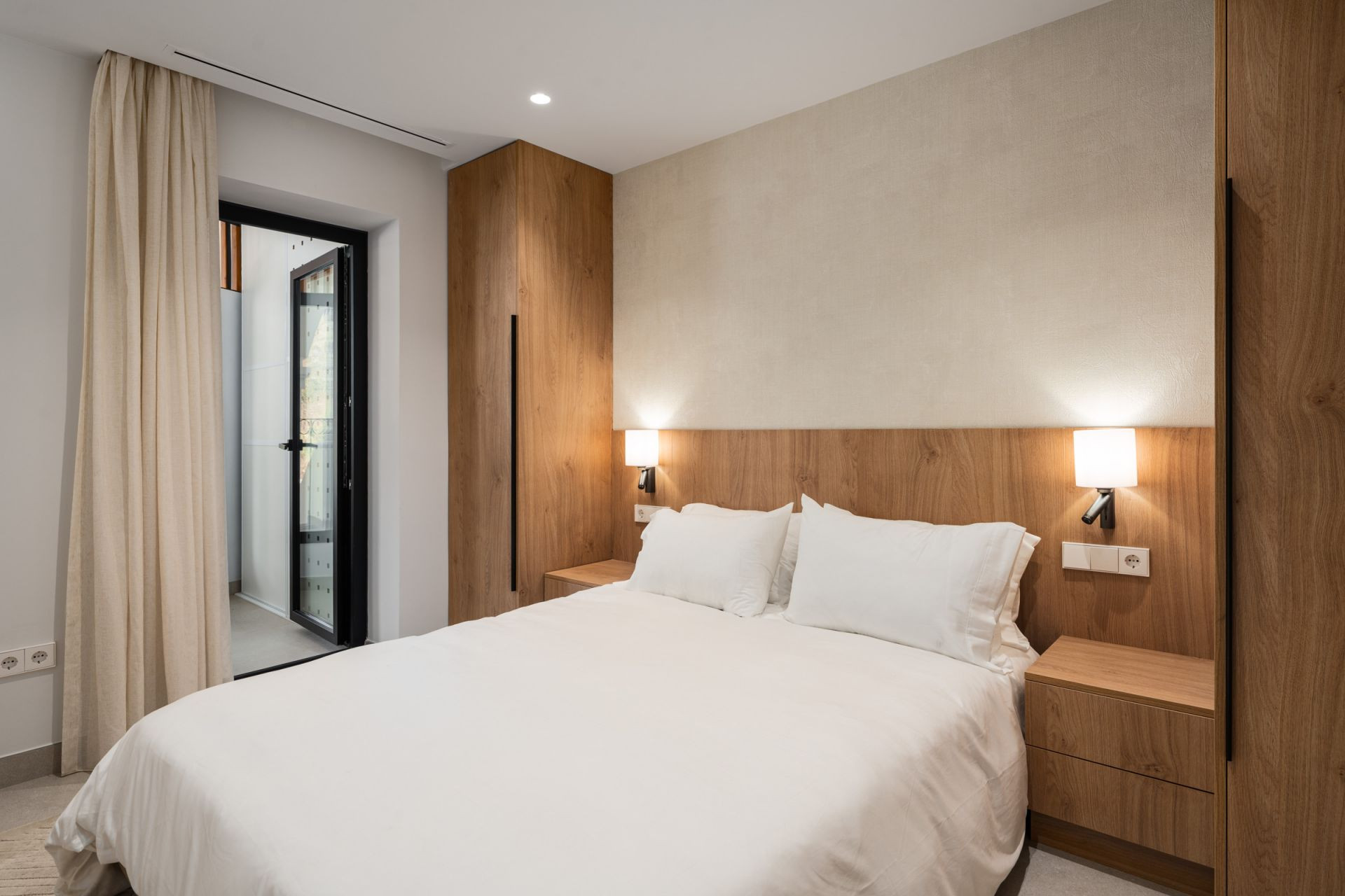 luxo-estate-14 Nueva Andalucia Marbella apartment 3 Bedrooms