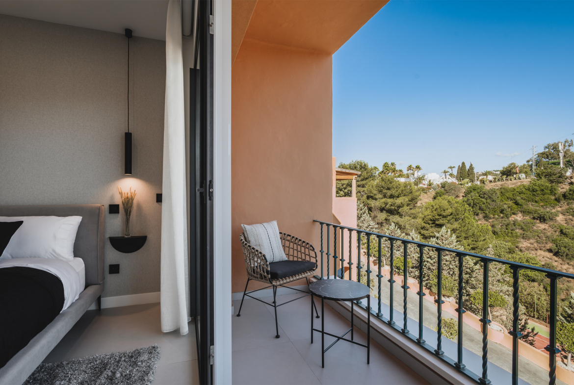 Nueva Andalucia Marbella penthouse 3 Bedrooms