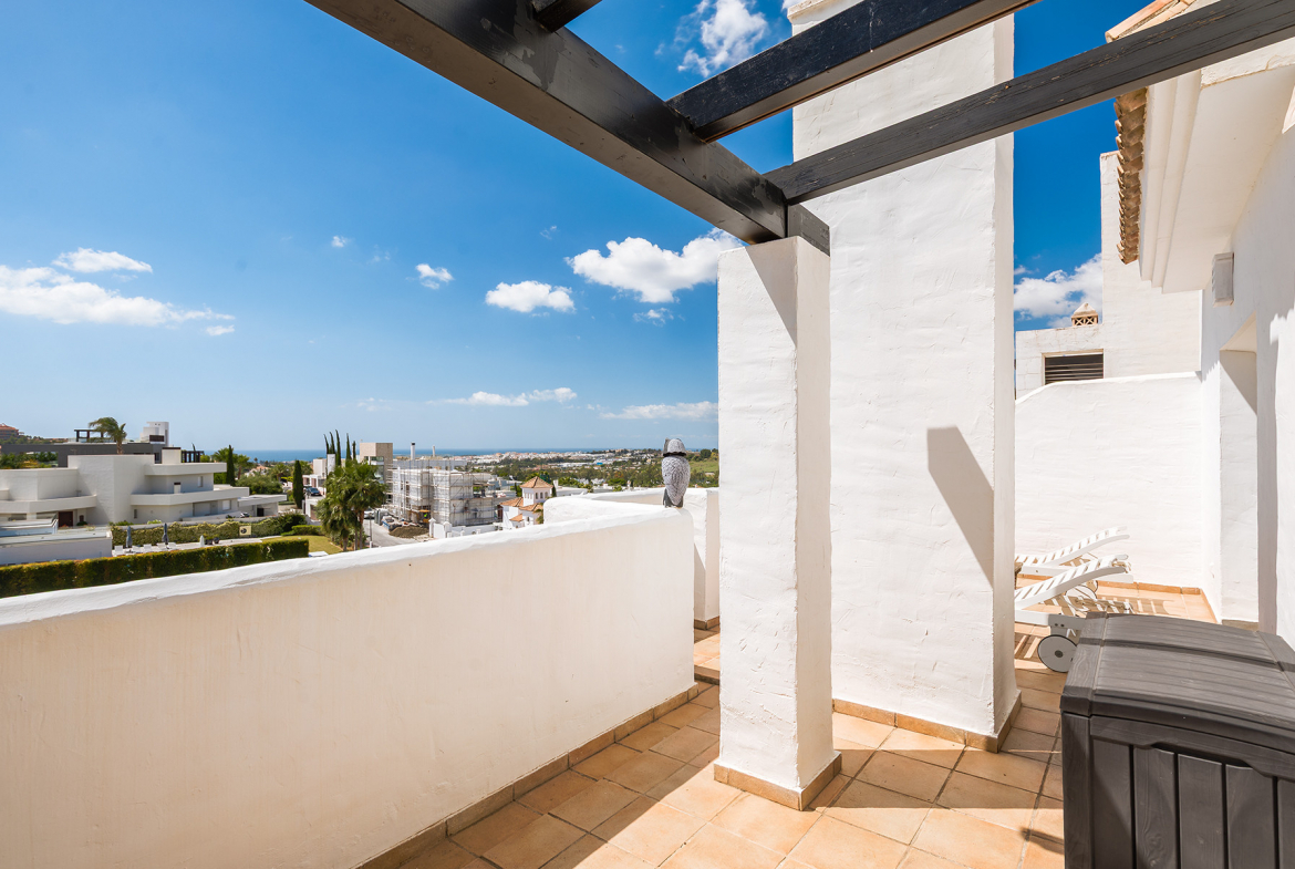 Nueva Andalucia Marbella penthouse 2 Bedrooms