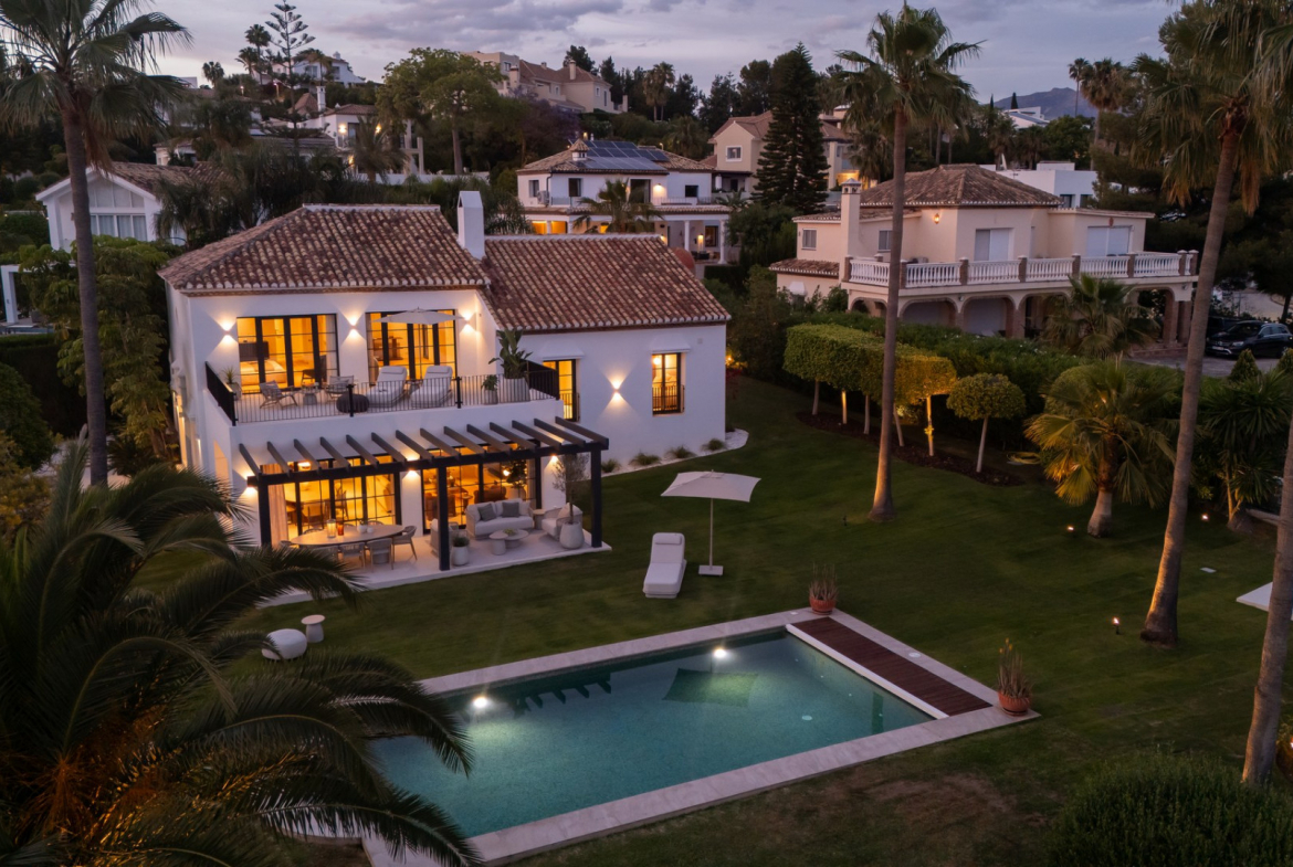 Benahavis Pueblo Benahavis villa 4 Bedrooms