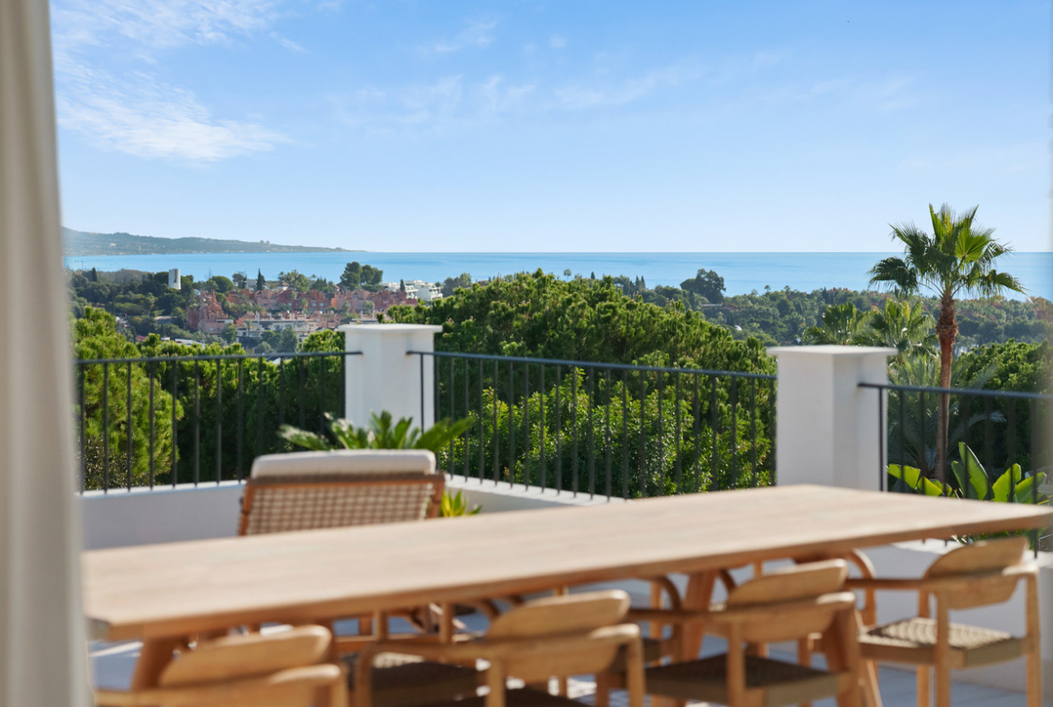 Nueva Andalucia Marbella villa 6 Bedrooms