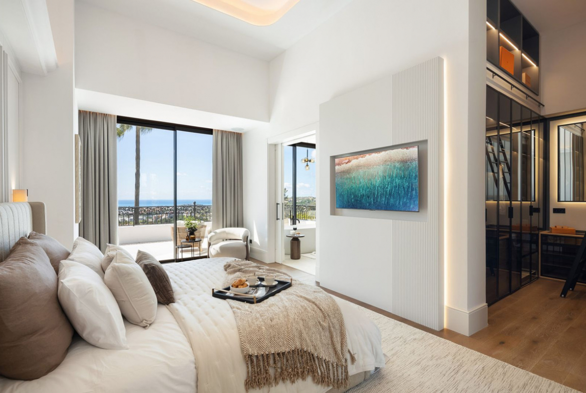 Los Arqueros Benahavis villa 5 Bedrooms