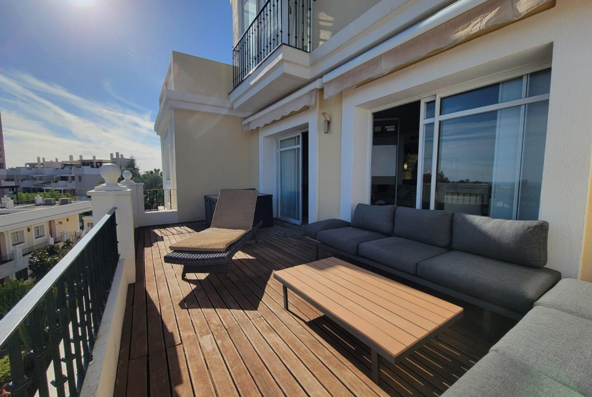 Nueva Andalucia Marbella townhouse 3 Bedrooms