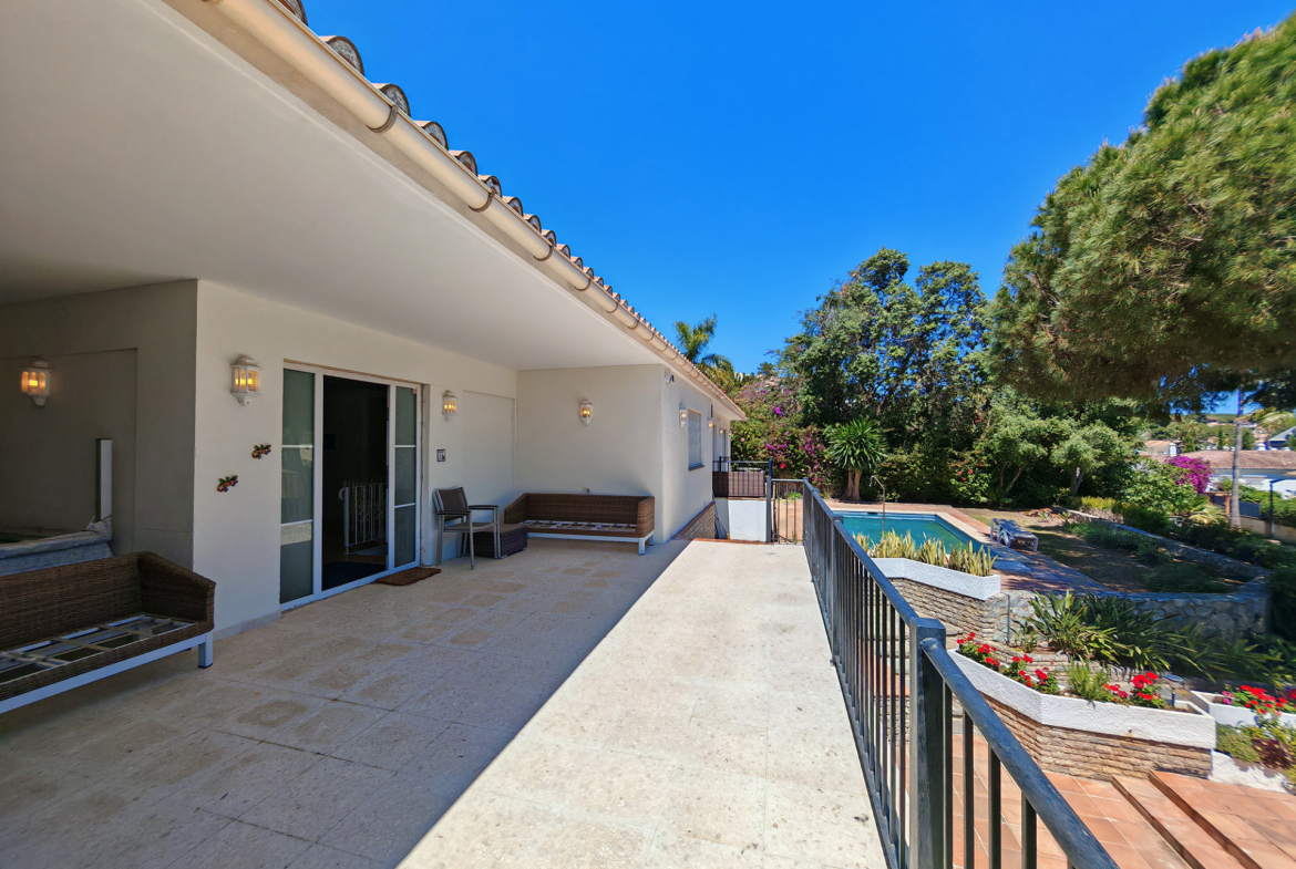 Marbesa Marbella villa 5 Bedrooms