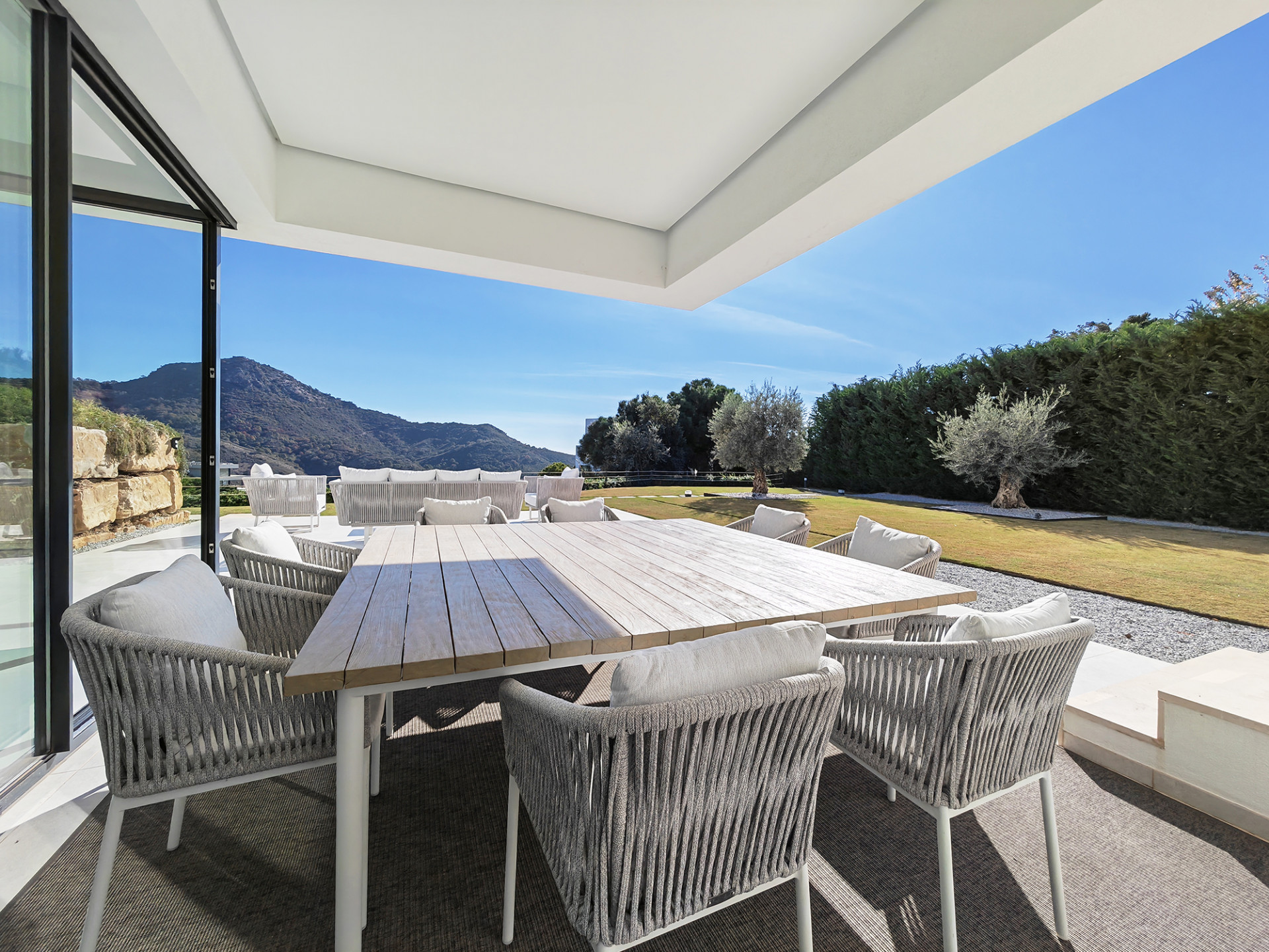 Monte Mayor Benahavis villa 5 Bedrooms
