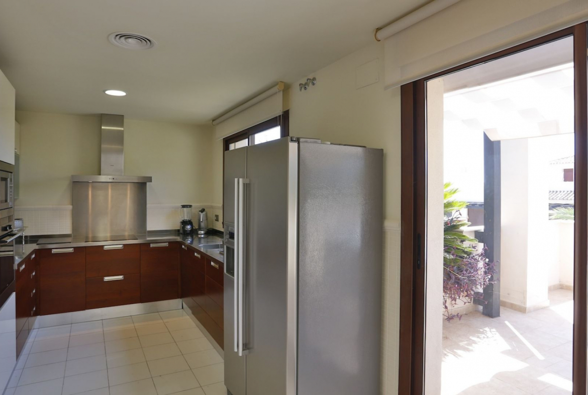 Nueva Andalucia Marbella penthouse 2 Bedrooms