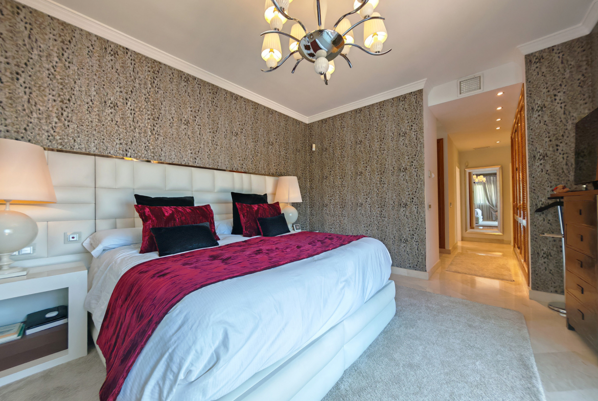 Elviria Marbella villa 4 Bedrooms