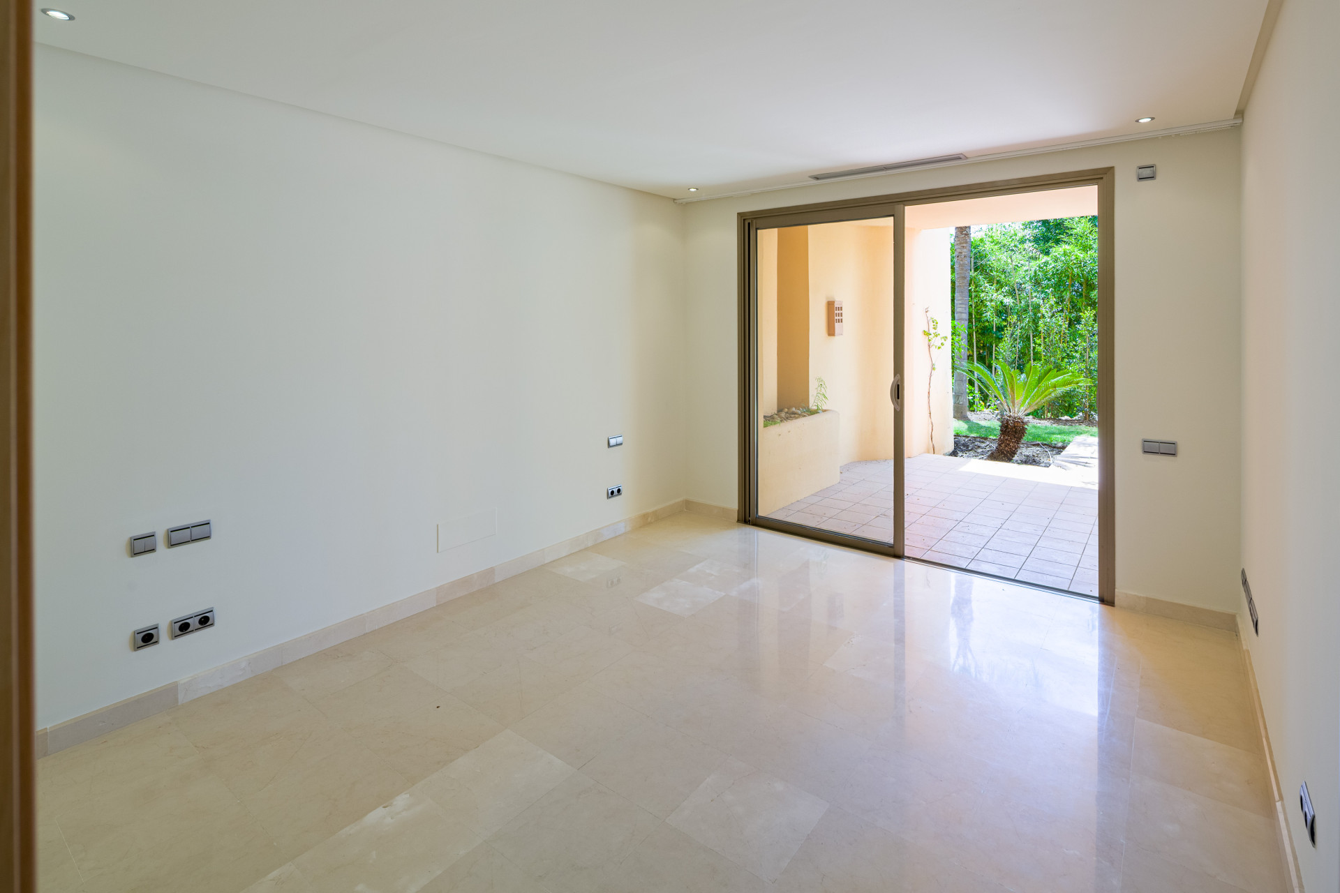 luxo-estate-14 Sierra Blanca Marbella apartment 2 Bedrooms