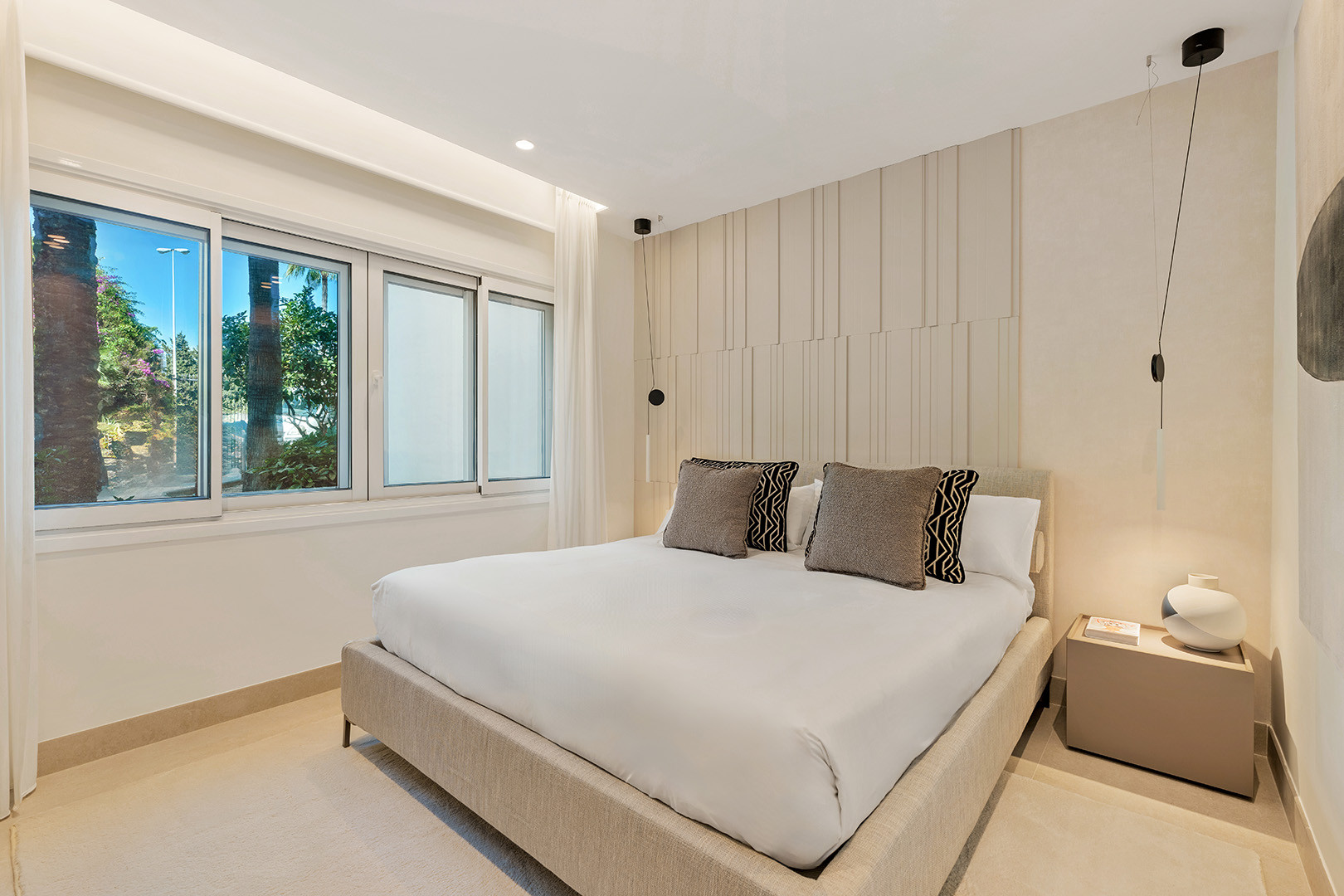luxo-estate-14 Estepona apartment 3 Bedrooms