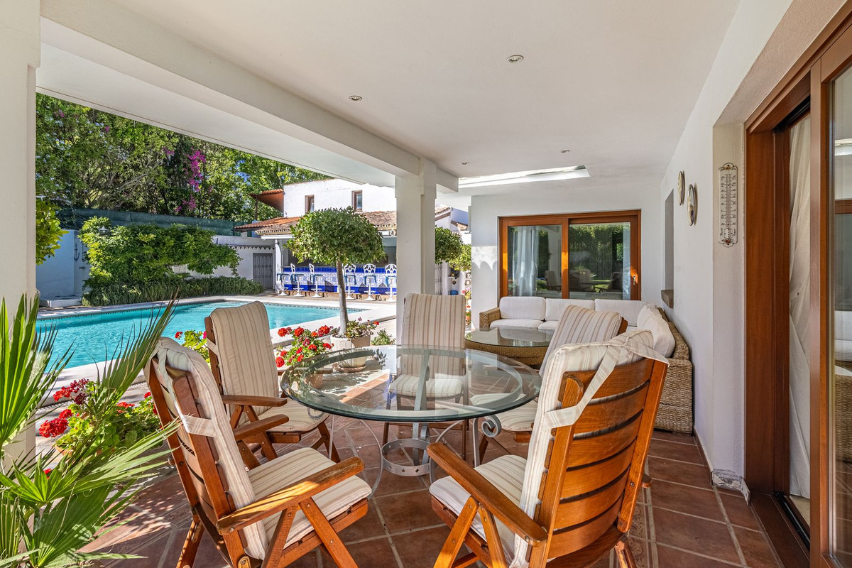 Cancelada Estepona villa 5 Bedrooms