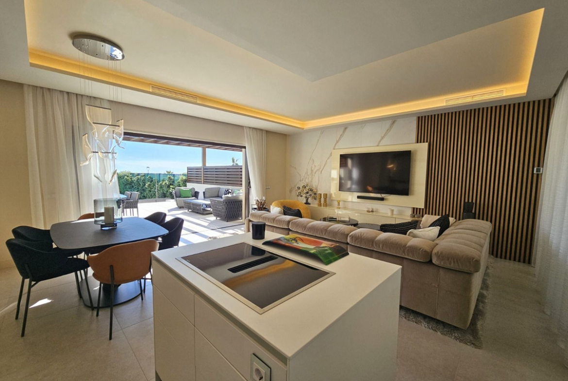 New Golden Mile Estepona townhouse 4 Bedrooms