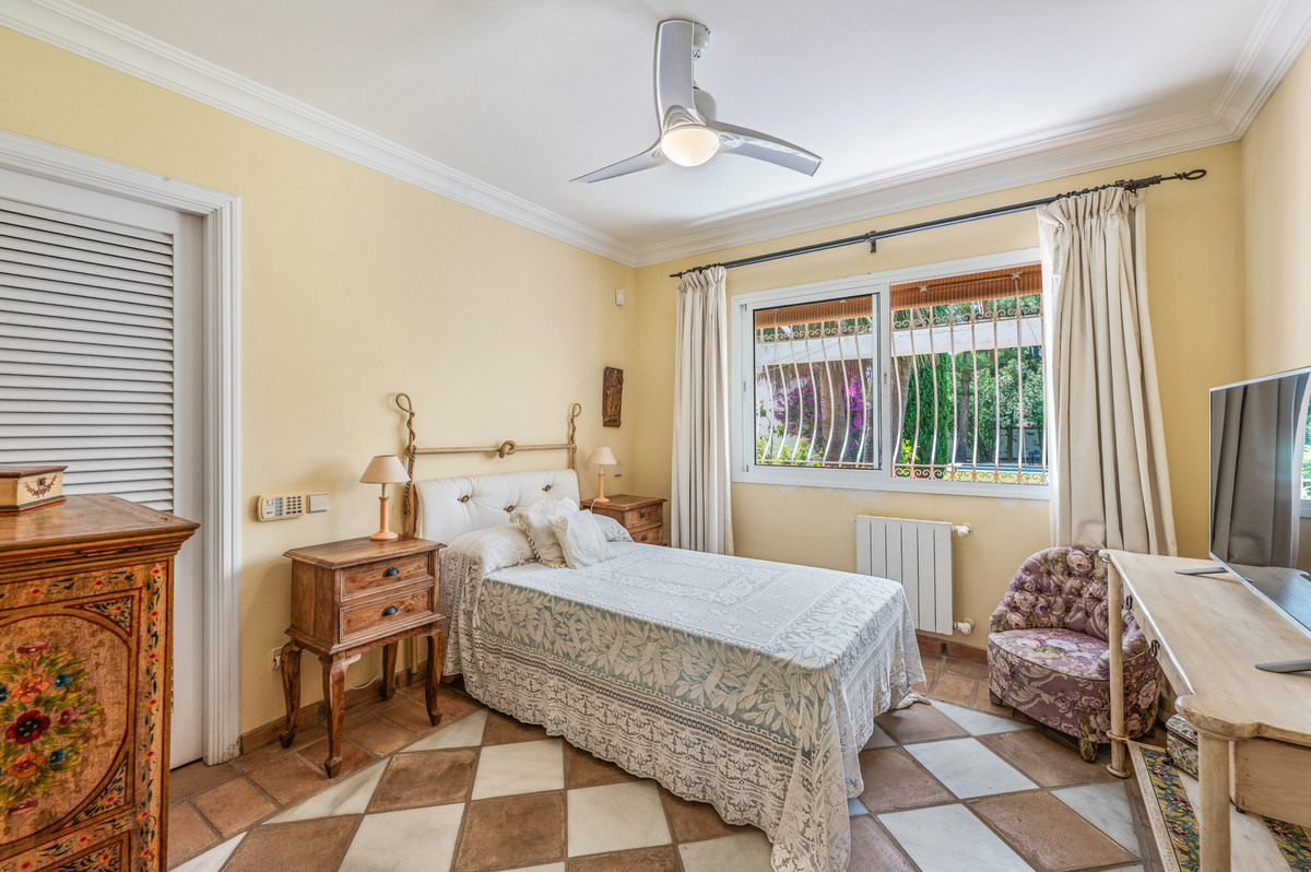San Pedro Alcantara villa 5 Bedrooms