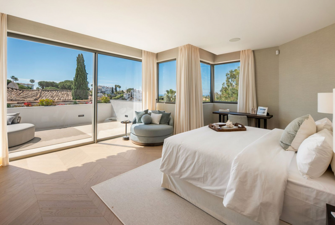 Benahavis villa 6 Bedrooms