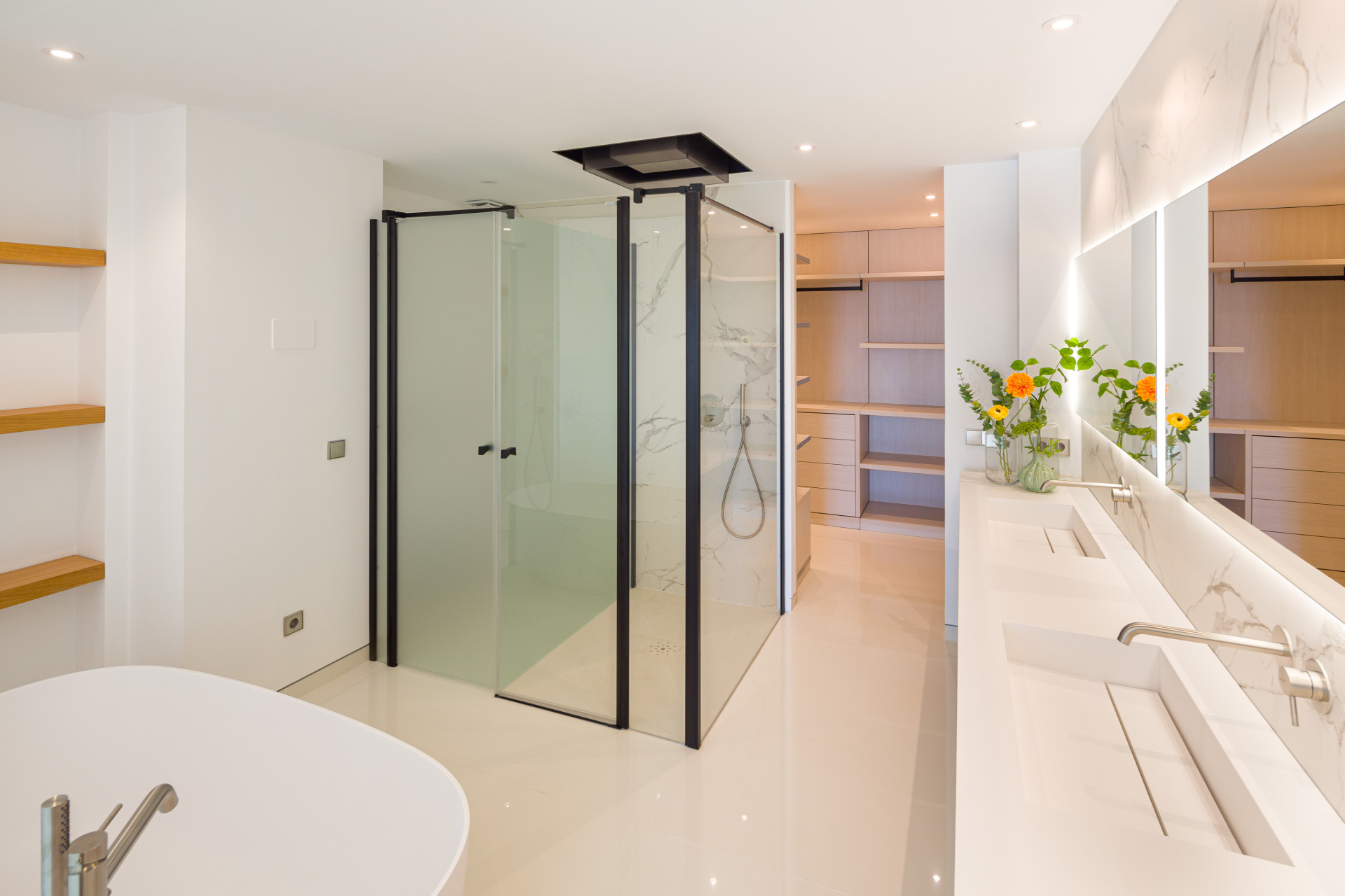luxo-estate-14 Puerto Banus Marbella apartment 4 Bedrooms