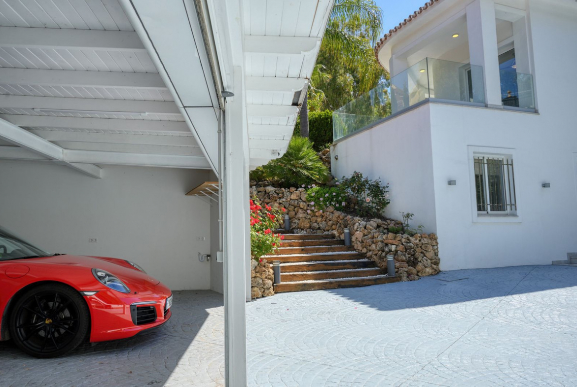 Benahavis villa 4 Bedrooms