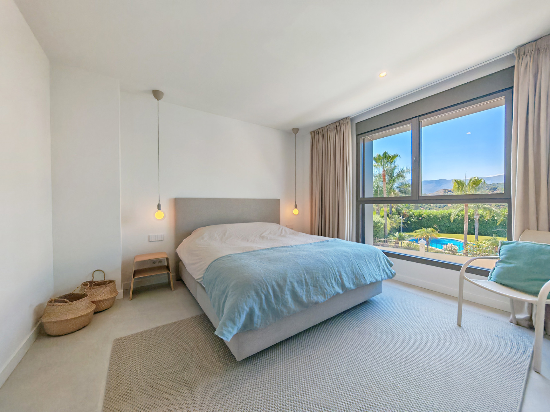 luxo-estate-14 Estepona apartment 3 Bedrooms