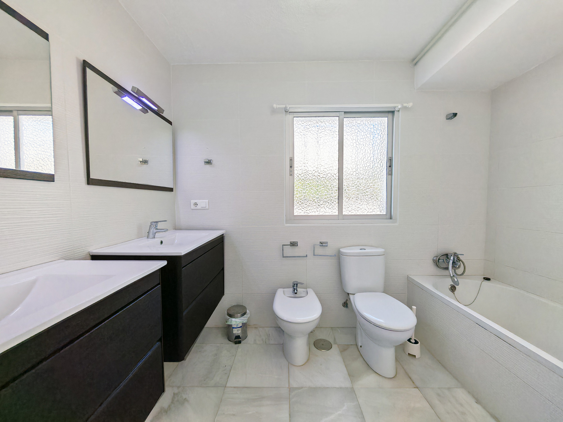 Guadalmina Baja San Pedro Alcantara villa 4 Bedrooms