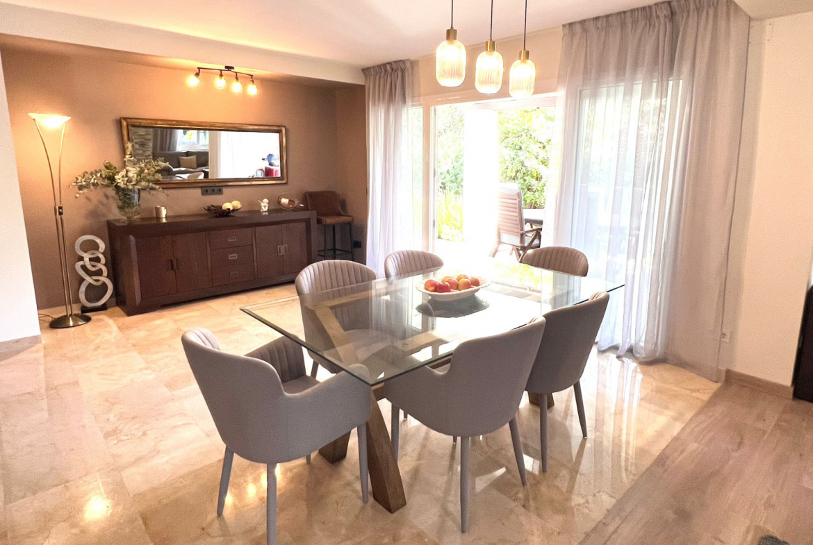Marbella villa 4 Bedrooms