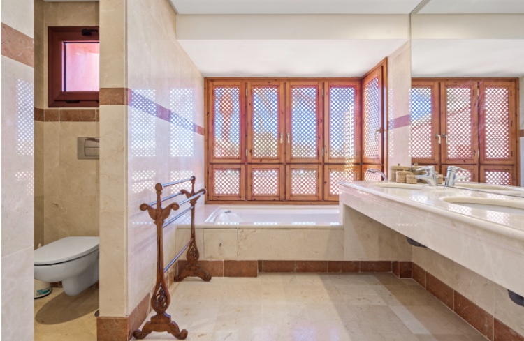 Estepona apartment 3 Bedrooms