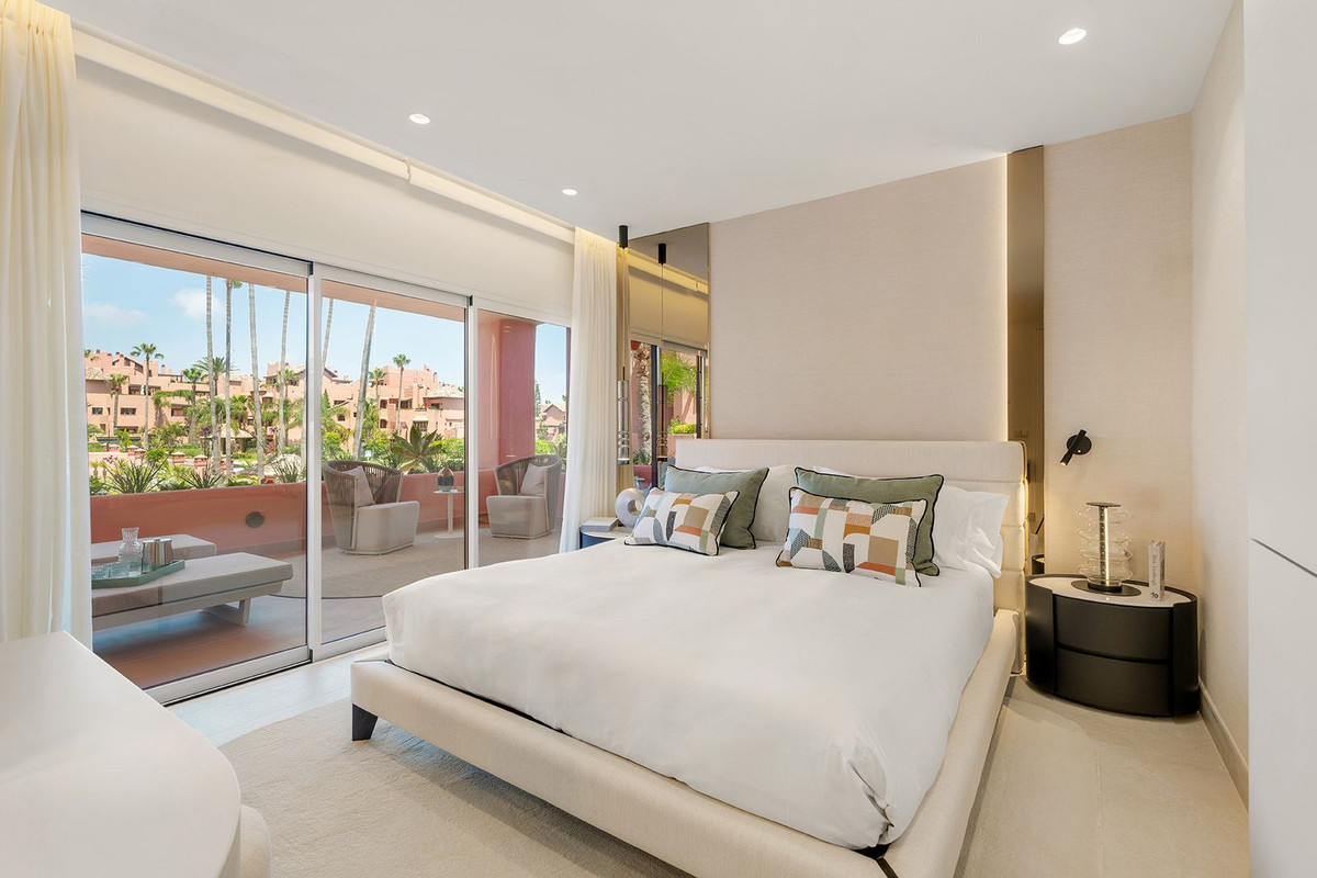 luxo-estate-14 New Golden Mile Estepona apartment 3 Bedrooms