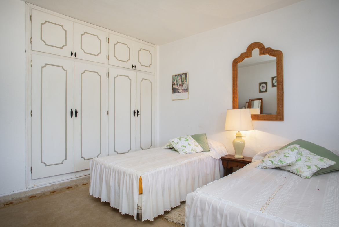 Guadalmina Baja San Pedro Alcantara villa 4 Bedrooms