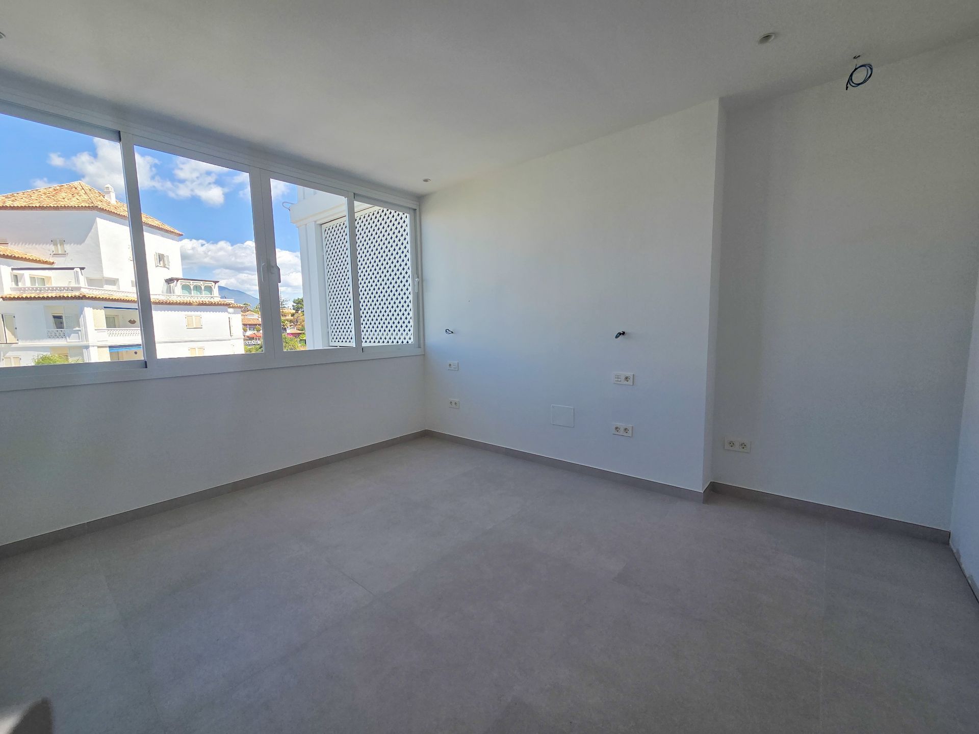 Nueva Andalucia Marbella apartment 3 Bedrooms
