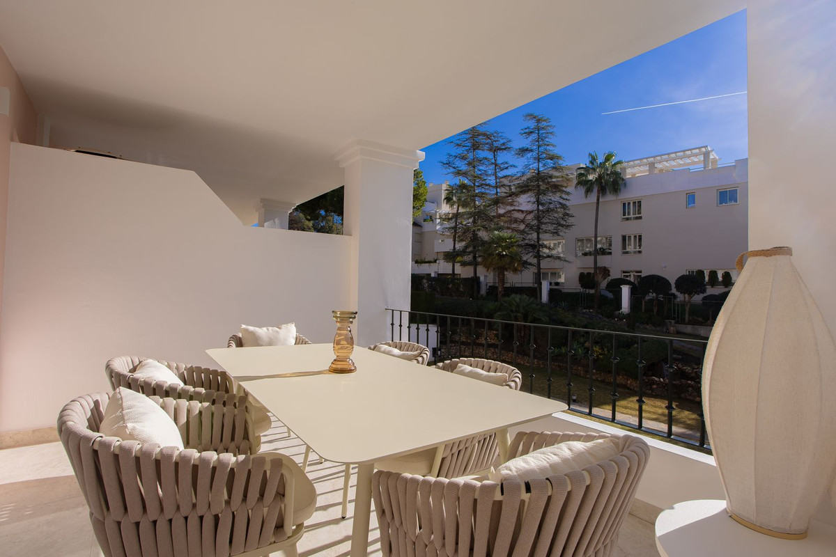 Nueva Andalucia Marbella penthouse 4 Bedrooms